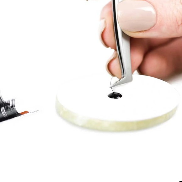 LASH AFFAIR,  Professional Lash Extension Kit - Picture 9 of 10